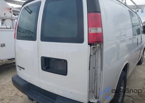 2017 Chevrolet Express 2500 Work Van from USA, damaged, VIN 1GCWGAFF2H1249039